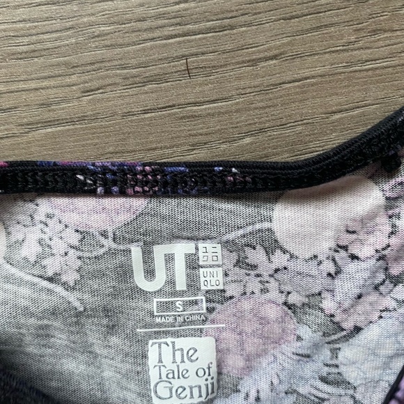 Uniqlo The Tale of Genji Midi Dress - Picture 2 of 3